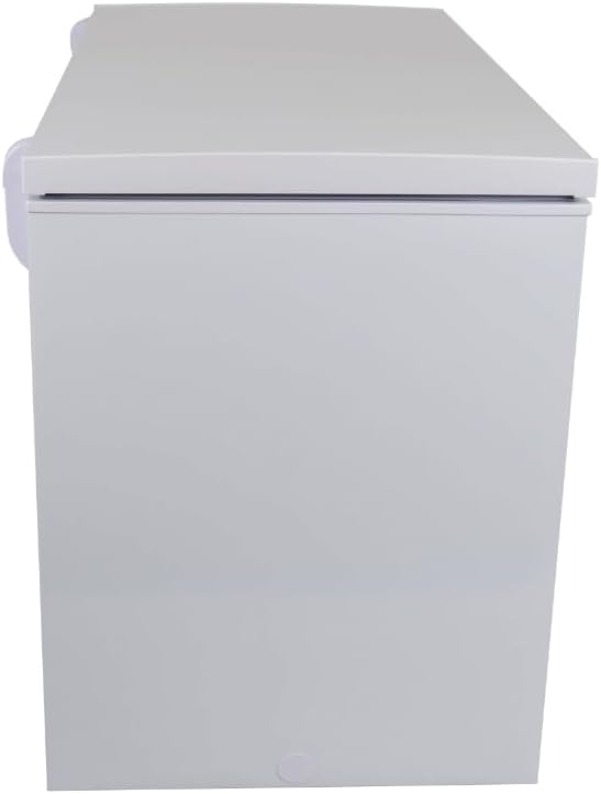 FRIGIDAIRE 10 Cubic Foot Chest Freezer, 10 cu ft, White