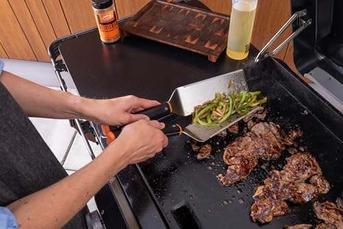 Traeger Grills Flat Top Grill Essentials Kit – 2 Spatulas, Scraper & Squeeze Bottle | Complete Griddle Tool Set for Smash Burgers, Frying & More - Image 3