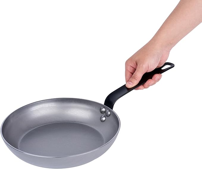 Restaurantware Fry Pan 1 Pack of 9.4 Inches Carbon Steel Non-Stick Searing Pan With Ergonomic Handle Silver For Sauteing and Omelets