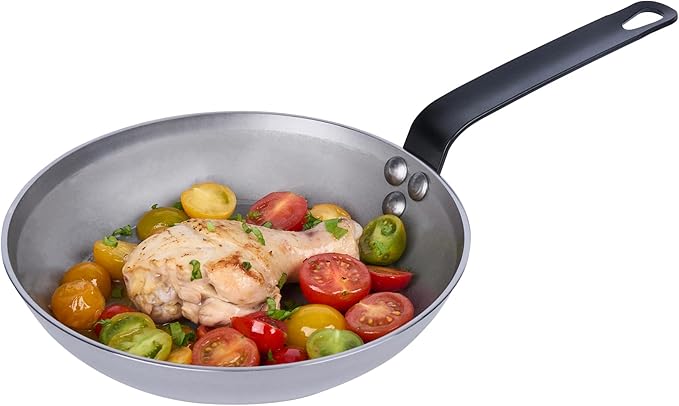 Restaurantware Fry Pan 1 Pack of 8.6 Inches Carbon Steel Non-Stick Searing Pan With Ergonomic Handle Silver For Sauteing and Omelets