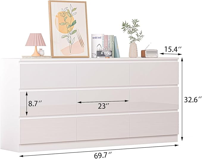 9 Drawers Dresser with Charging Station, Modern Large Dresser with 9 Handle Free Drawers, Wood Chest of Drawers for Bedroom, Living Room, Entryway, Hallway, White