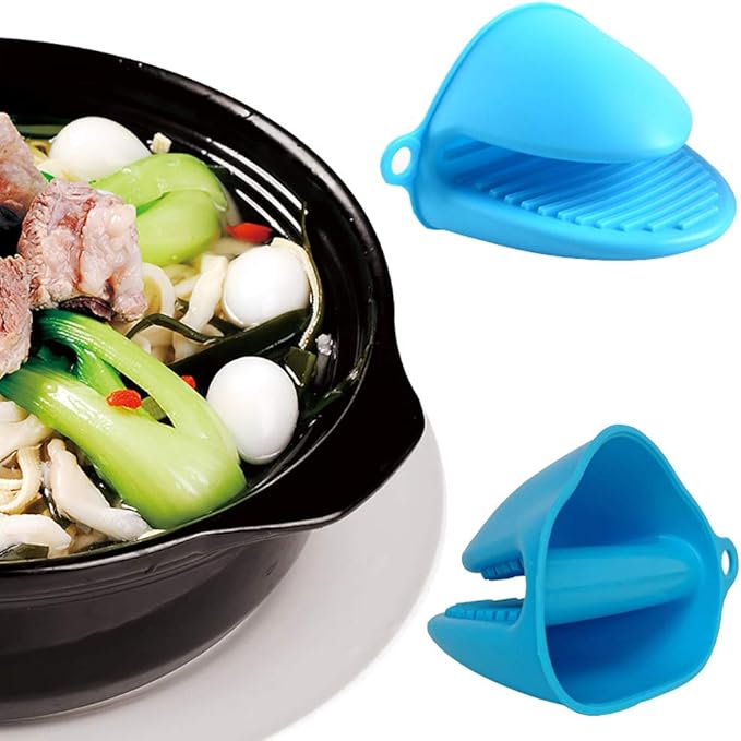 Silicone Cooking Pinch Grips Oven Mitts - Finger Protector Pot Holder for Kitchen,Cooking,Baking,BBQ - Heat Resistant Gloves, 2 Pairs (Blue and Green)