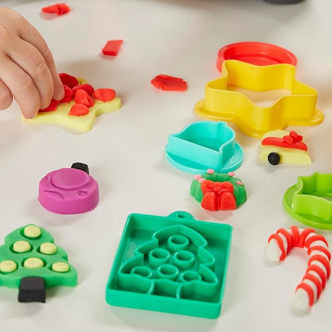 Play-Doh Holiday Set of Tools, 43 Accessories & 10 Modeling Compound Colors, Kids Toys, Holiday Arts and Crafts for Kids 3+ (Amazon Exclusive)