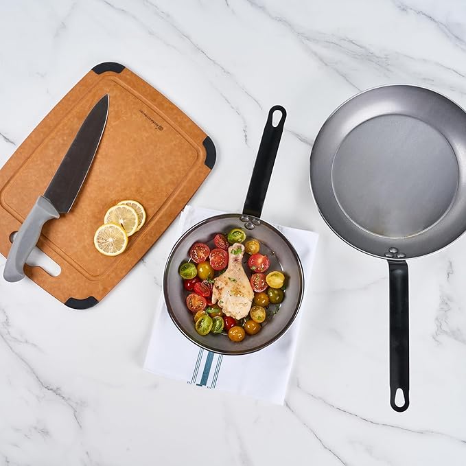 Restaurantware Fry Pan 1 Pack of 8.6 Inches Carbon Steel Non-Stick Searing Pan With Ergonomic Handle Silver For Sauteing and Omelets