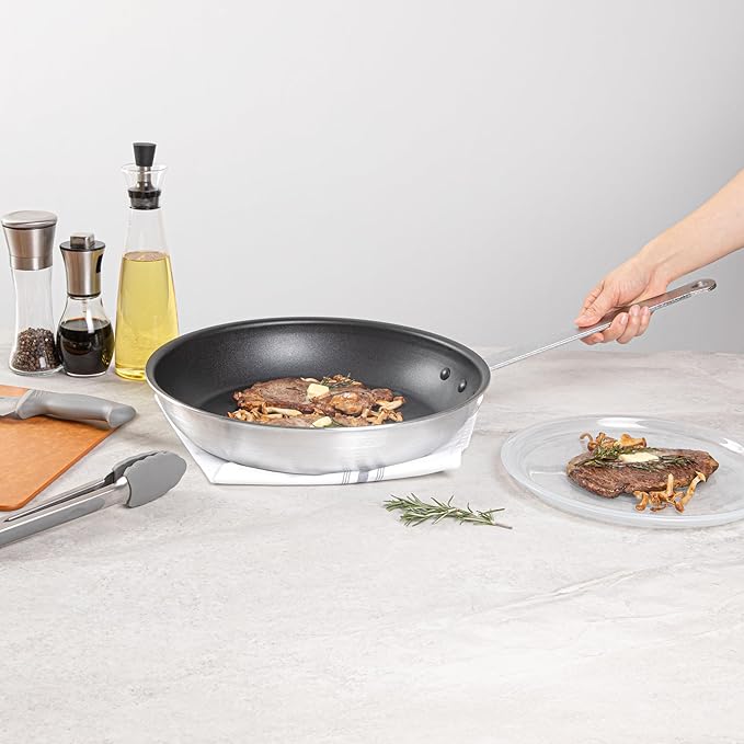 Restaurantware-Met Lux 14 Inch Fry Pans, Set Of 6 No-Stick Frying Pans - Induction-Ready, Triple-Riveted, Black Aluminum Cooking Skillets, Durable, For Searing, Sautéing, And Browning Food