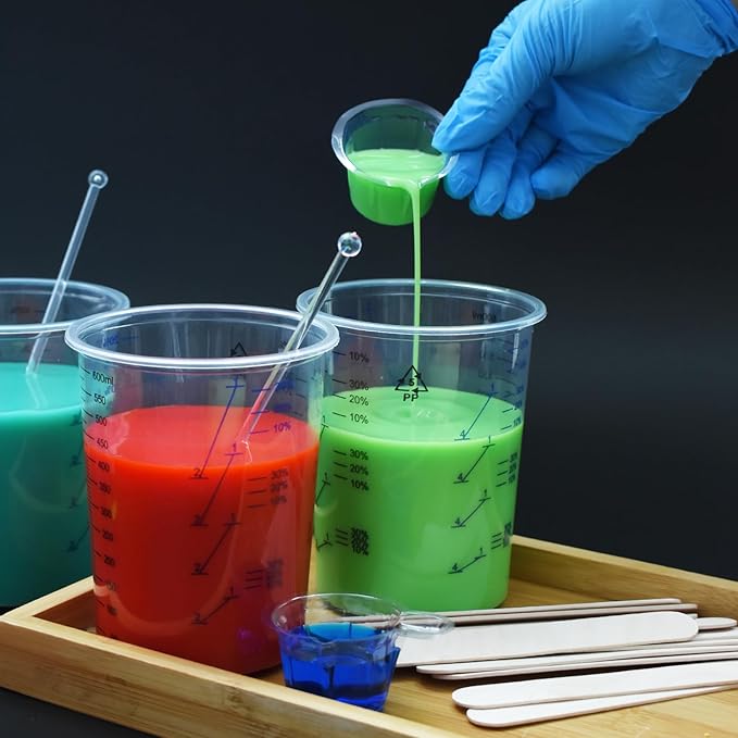 Artcome Mixing Cup Kit - 50 PC 20oz (600ml) Plastic Measuring Cups, 50 PC Wooden Mixing Sticks, 100 PC 40ml Disposable Small Cups, 10 PC Stirring Rods - Ideal for Epoxy Resin, Paint & Liquid Mixing