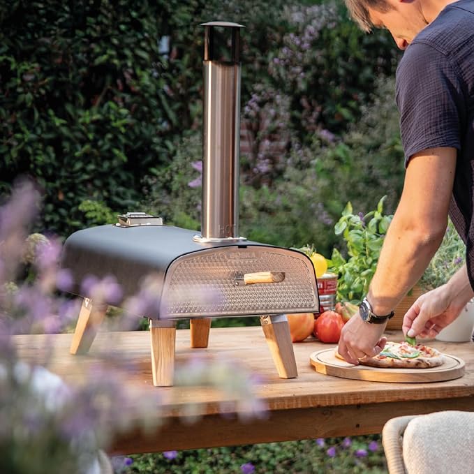 BOSKA Pizza Oven Outdoor Pro Pellet - Portable Pellet Pizza Oven - Pizza in 90s seconds - Wood Pellets - Outdoor Cooking - Includes Bottle Opener and Pizza Stone