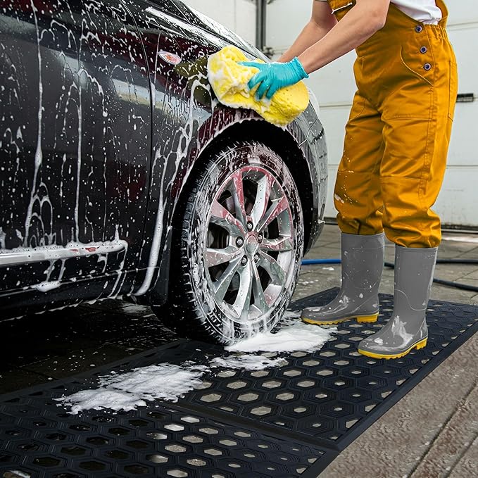 Subhera Heavy-Duty Commercial Rubber Mat, Non-Slip Drainage Mat for Restaurant Kitchens, Bars & Entrances, Anti-Fatigue, All-Weather Floor Safety Mat (1 Pack - 25 x 39 Inches)