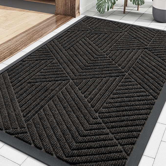 Smiry Front Door Mat Outside Entrance, Heavy Duty Sturdy Natural Rubber Doormat, Trap Dirt and Moisture, Easy Clean Low Profile Mats for Indoor Outdoor Entry, Irregular Triangle (29.5x17, Charcoal)